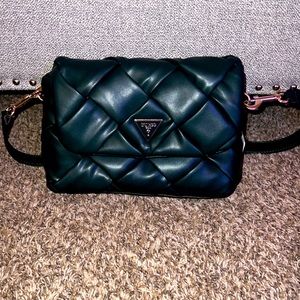 Guess crossbody
